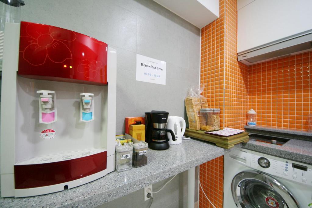 Guesthouse Myeongdong 2 Seoul Exteriör bild
