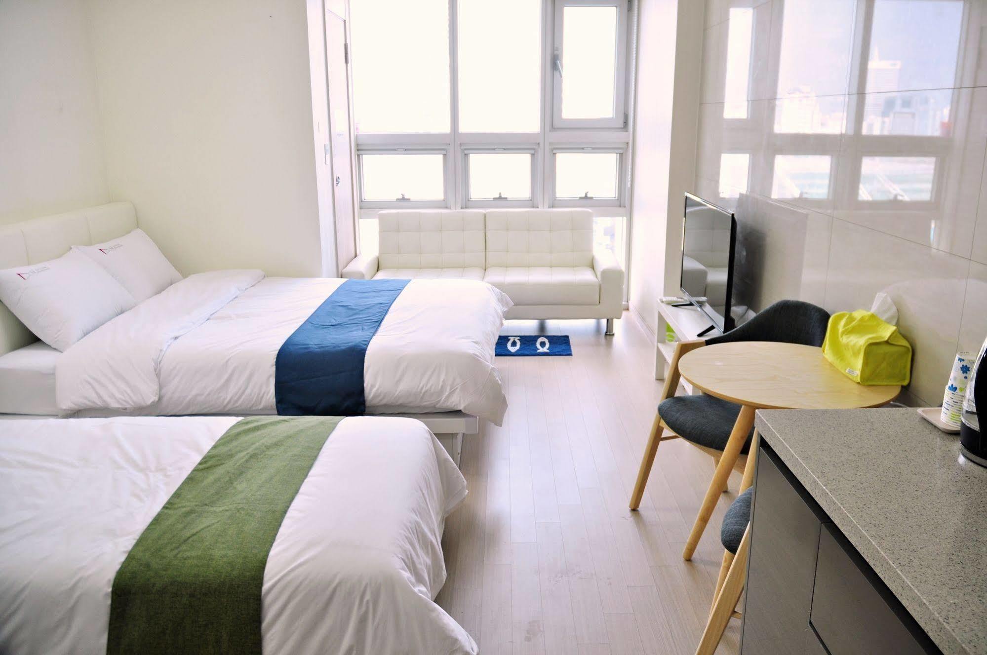 Guesthouse Myeongdong 2 Seoul Exteriör bild